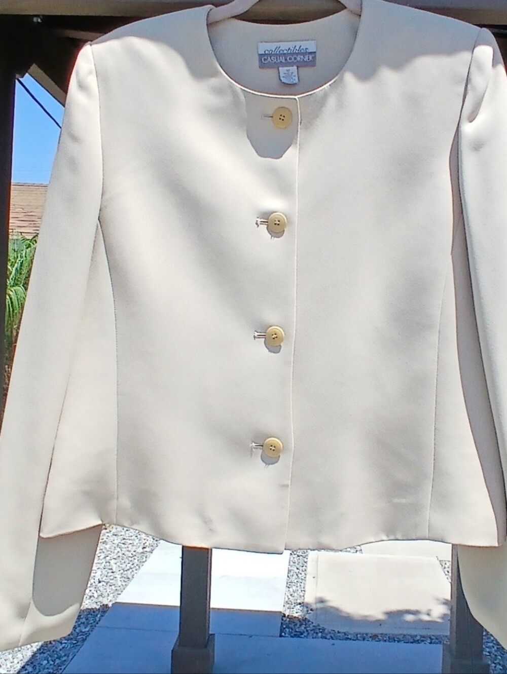 Casual Corner Women's Light Cream Round-Neck Button Jacket